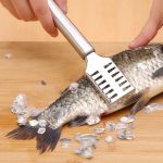 Fish Scale Remover Scraper Stainless Steel Fish Cutting Tools Sawtooth Easily Remove Fish Scales-Cleaning Brush Scraper Kitchen Tool